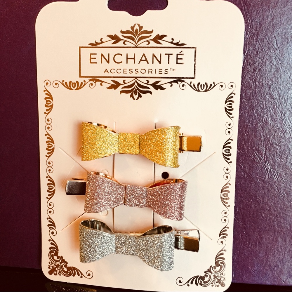 Enchanté Hair Clips, Set of 3 hair clips ✨